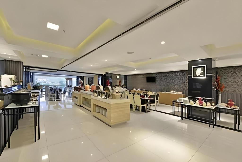 Travello Hotel Bandung Luaran gambar