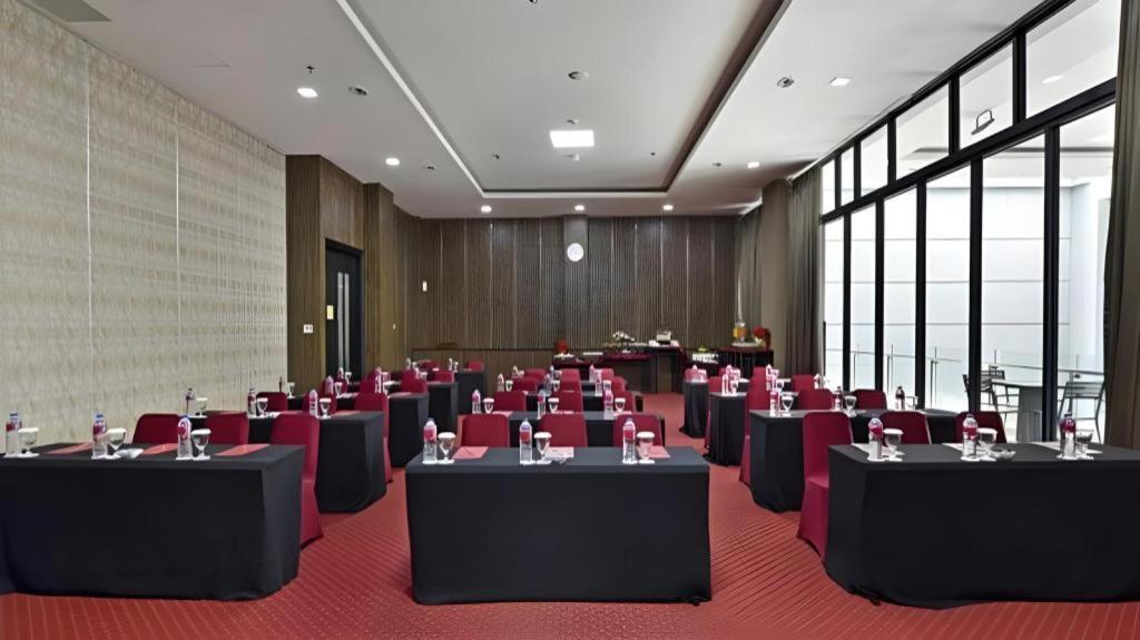 Travello Hotel Bandung Luaran gambar