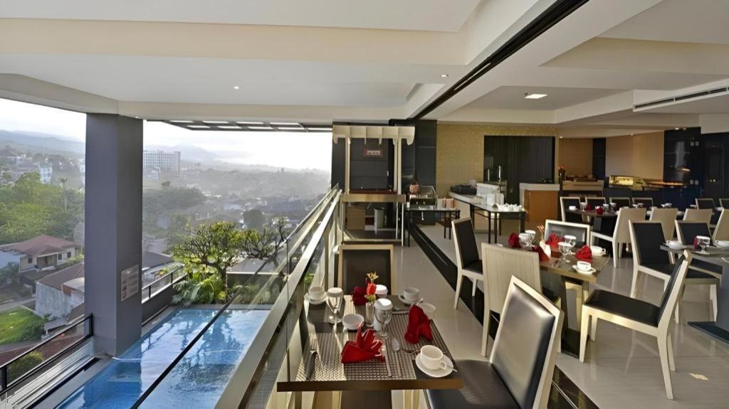 Travello Hotel Bandung Luaran gambar